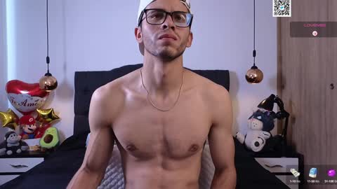 Snapshot of phantom_bigger1 chatting on 21, 1, 2025 phantom_bigger1 online show from 21, 1, 2025