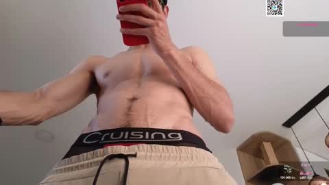 Snapshot of phantom_bigger1 chatting on 15, 2, 2025 phantom_bigger1 online show from 15, 2, 2025