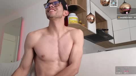 Snapshot of phantom_bigger1 chatting on 18, 2, 2025 phantom_bigger1 online show from 18, 2, 2025