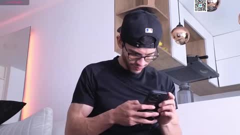 Snapshot of phantom_bigger1 chatting on 23, 2, 2025 phantom_bigger1 online show from 23, 2, 2025