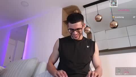 Snapshot of phantom_bigger1 chatting on 11, 3, 2025 phantom_bigger1 online show from 11, 3, 2025