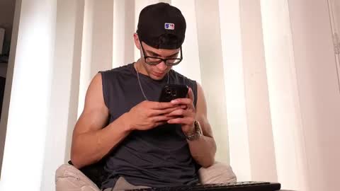 Snapshot of phantom_bigger1 chatting on 9, 9, 2025 phantom_bigger1 online show from 9, 9, 2025