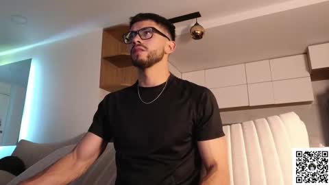 Snapshot of phantom_bigger1 chatting on 5, 2, 2026 phantom_bigger1 online show from 5, 2, 2026