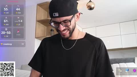 Snapshot of phantom_bigger1 chatting on 20, 2, 2026 phantom_bigger1 online show from 20, 2, 2026