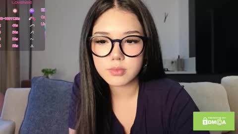 Snapshot of phantom_wave chatting on 2, 10, 2025 Sezim online show from 2, 10, 2025