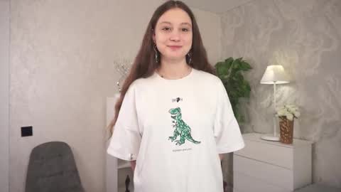 Bella online show from 8, 1, 2025