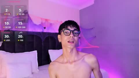 Phillip online show from 30, 10, 2025