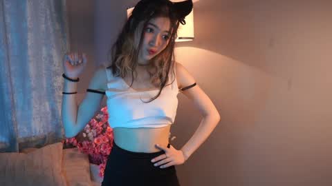 Hitomi oo online show from 5, 12, 2024