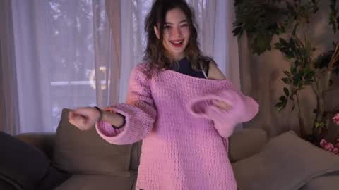 Hitomi oo online show from 13, 12, 2024