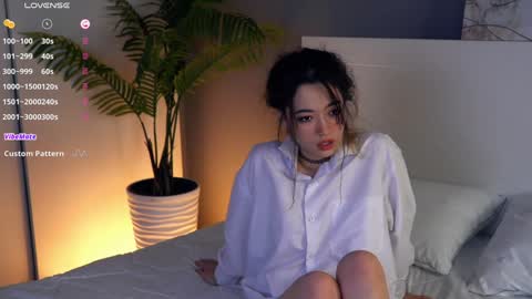 Hitomi oo online show from 18, 12, 2024