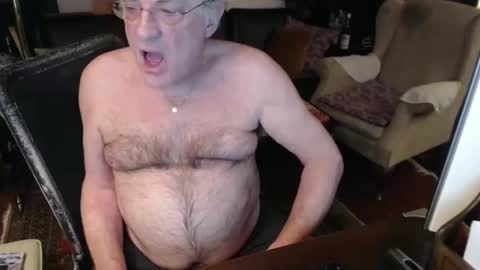 Snapshot of philoumis2 chatting on 23, 12, 2024 Philippe online show from 23, 12, 2024