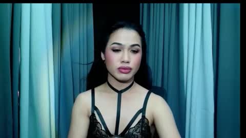 Snapshot of phlaura chatting on 3, 2, 2026 laura online show from 3, 2, 2026