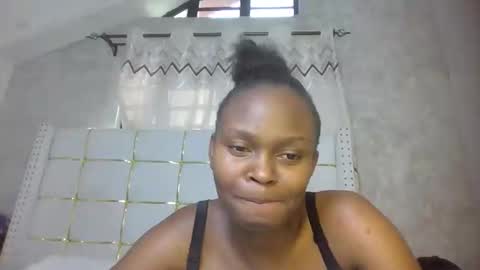 Snapshot of phoebe015 chatting on 20, 2, 2026 phoebe online show from 20, 2, 2026