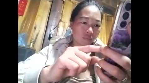 Snapshot of phuong_vietnam chatting on 8, 6, 2026 phuong_vietnam online show from 8, 6, 2026
