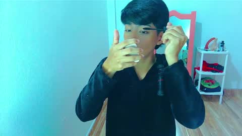 Snapshot of phuwin_bj chatting on 29, 5, 2026 phuwin online show from 29, 5, 2026