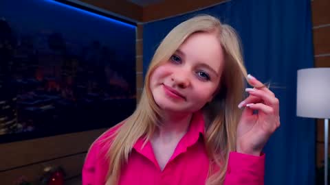 Snapshot of phyllisearney chatting on 13, 1, 2025 Hann G. Jones online show from 13, 1, 2025