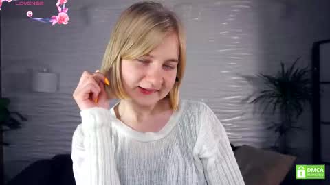 Snapshot of phyllisearney chatting on 22, 10, 2025 Hann G. Jones online show from 22, 10, 2025