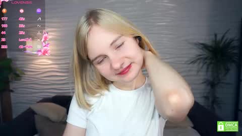 Snapshot of phyllisearney chatting on 17, 11, 2025 Hann G. Jones online show from 17, 11, 2025