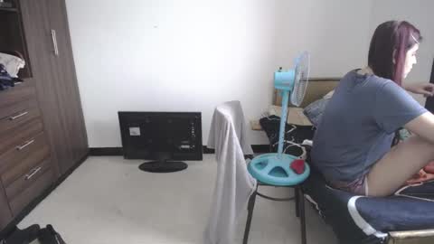 Snapshot of pia_alonzo30 chatting on 21, 5, 2026 izzy online show from 21, 5, 2026