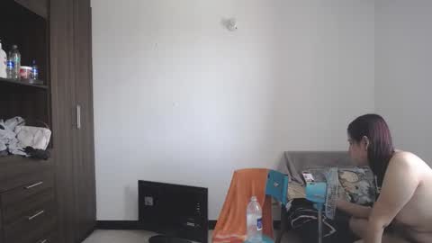 Snapshot of pia_alonzo30 chatting on 30, 5, 2026 izzy online show from 30, 5, 2026