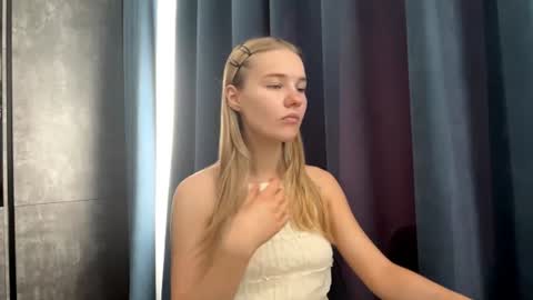 Kristie online show from 17, 7, 2026