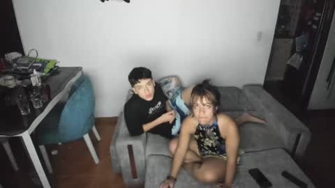 picaszomilos350 online show from 18, 12, 2024