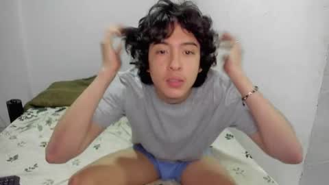 Snapshot of picaszomilos350 chatting on 7, 11, 2025 picaszomilos350 online show from 7, 11, 2025