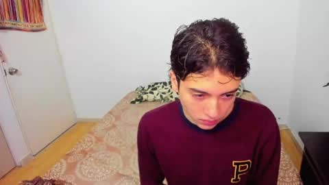 picaszomilos350 online show from 9, 3, 2026