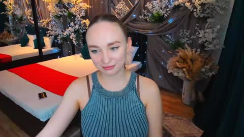 Snapshot of pieceofinspiration chatting on 8, 2, 2025 Emelie online show from 8, 2, 2025