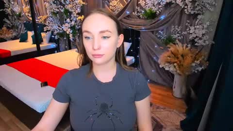 Snapshot of pieceofinspiration chatting on 11, 2, 2025 Emelie online show from 11, 2, 2025