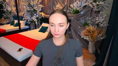 Snapshot of pieceofinspiration chatting on 11, 2, 2025 Emelie online show from 11, 2, 2025