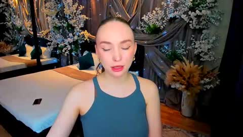 Snapshot of pieceofinspiration chatting on 4, 3, 2025 Emelie online show from 4, 3, 2025