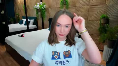 Snapshot of pieceofinspiration chatting on 28, 9, 2025 Emelie online show from 28, 9, 2025