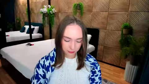 Snapshot of pieceofinspiration chatting on 1, 10, 2025 Emelie online show from 1, 10, 2025