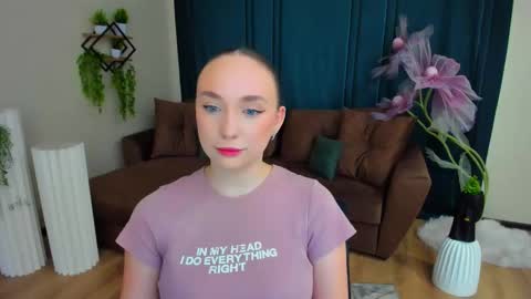 Snapshot of pieceofinspiration chatting on 18, 11, 2025 Emelie online show from 18, 11, 2025