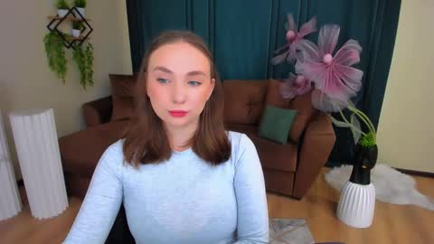 Snapshot of pieceofinspiration chatting on 2, 12, 2025 Emelie online show from 2, 12, 2025