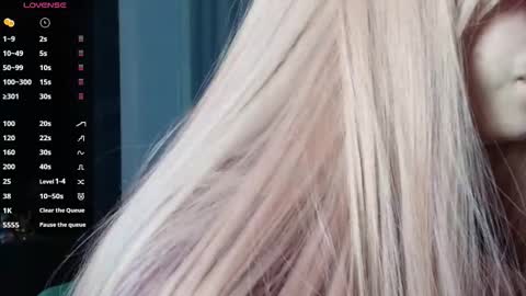 Snapshot of piera_ chatting on 1, 11, 2025 Piera online show from 1, 11, 2025