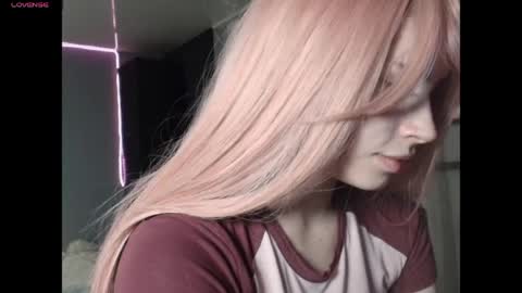Snapshot of piera_ chatting on 17, 4, 2026 Piera online show from 17, 4, 2026
