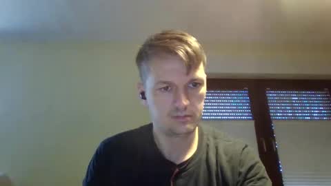 Snapshot of piercingsxxx chatting on 26, 2, 2025 piercingsxxx online show from 26, 2, 2025