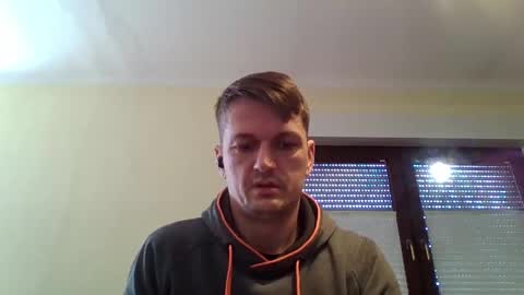 Snapshot of piercingsxxx chatting on 27, 2, 2025 piercingsxxx online show from 27, 2, 2025