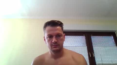 Snapshot of piercingsxxx chatting on 12, 9, 2025 piercingsxxx online show from 12, 9, 2025