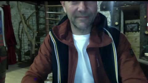 pierrohhh online show from 18, 4, 2026