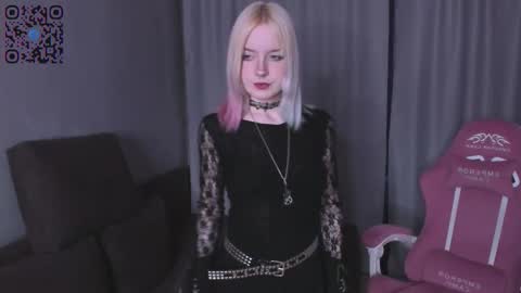 Snapshot of piginnya chatting on 10, 11, 2025 piginnya online show from 10, 11, 2025