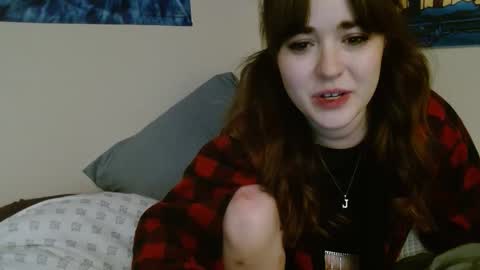 PilloGoddess online show from 3, 1, 2025