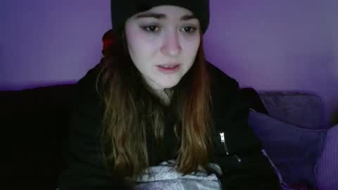 PilloGoddess online show from 10, 2, 2025