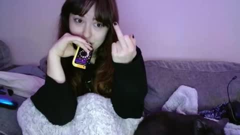 PilloGoddess online show from 28, 2, 2025