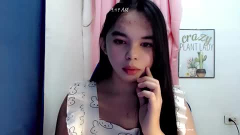 Snapshot of pinay_heart chatting on 19, 11, 2025 heart online show from 19, 11, 2025