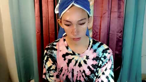 lucyLove online show from 1, 10, 2025