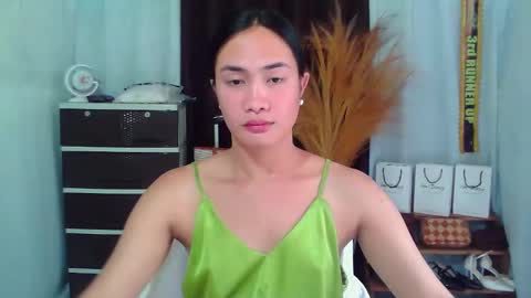 Snapshot of pinaycutie_jilian chatting on 7, 10, 2025 jilian  online show from 7, 10, 2025