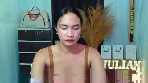Snapshot of pinaycutie_jilian chatting on 10, 10, 2025 jilian  online show from 10, 10, 2025